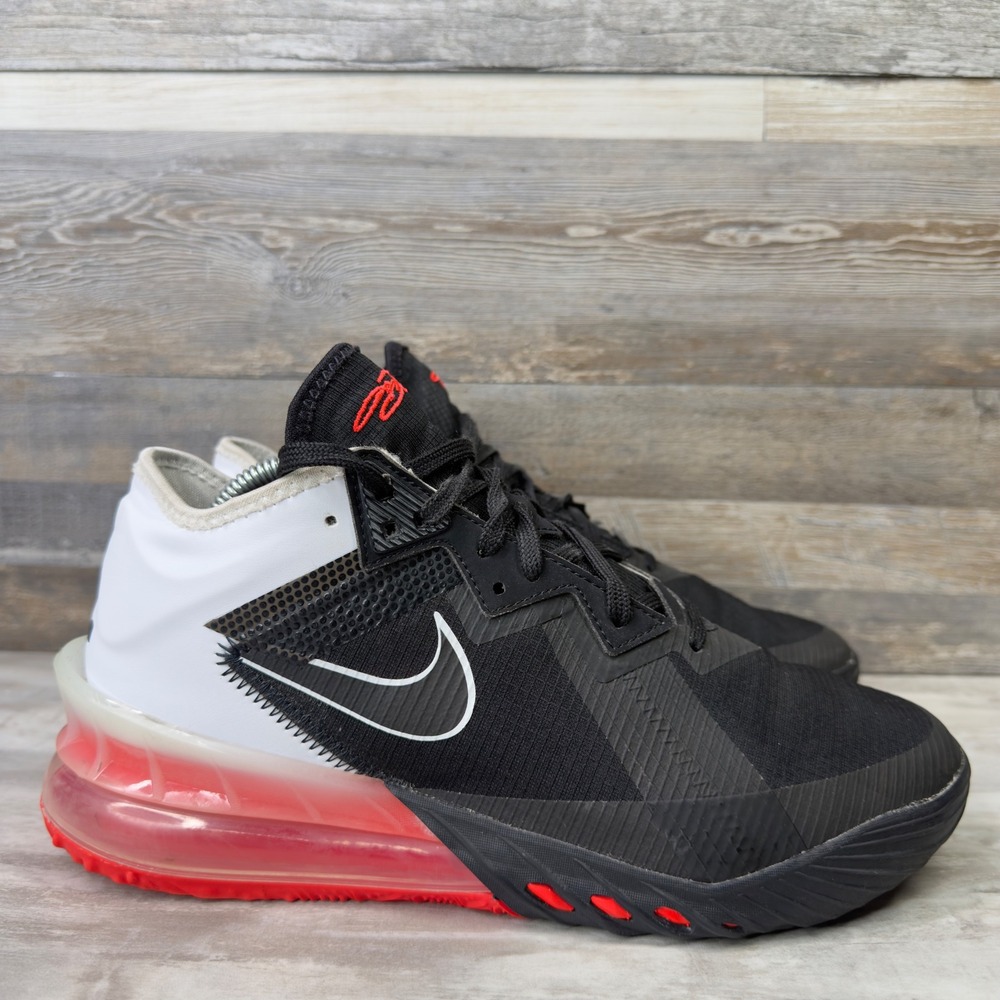 Nike LeBron 18 XVIII Low Bred Mens Size 9 Basketball Shoes Heart of Lion‎ Black